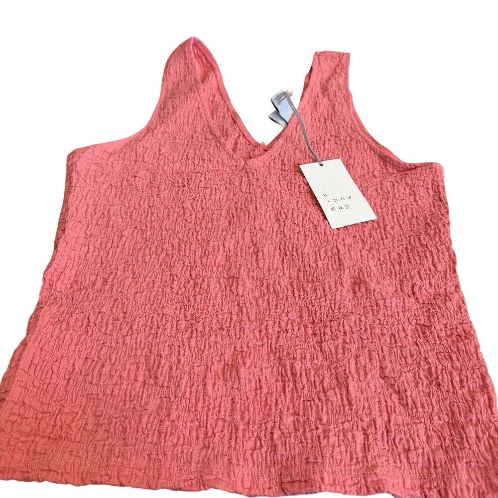 A New Day Women's Pink Textured Tank Top - Size Medium - NWT